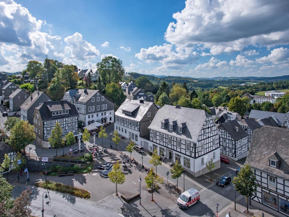 Zur Fredeburg Hotel Шмаленберг Екстериор снимка